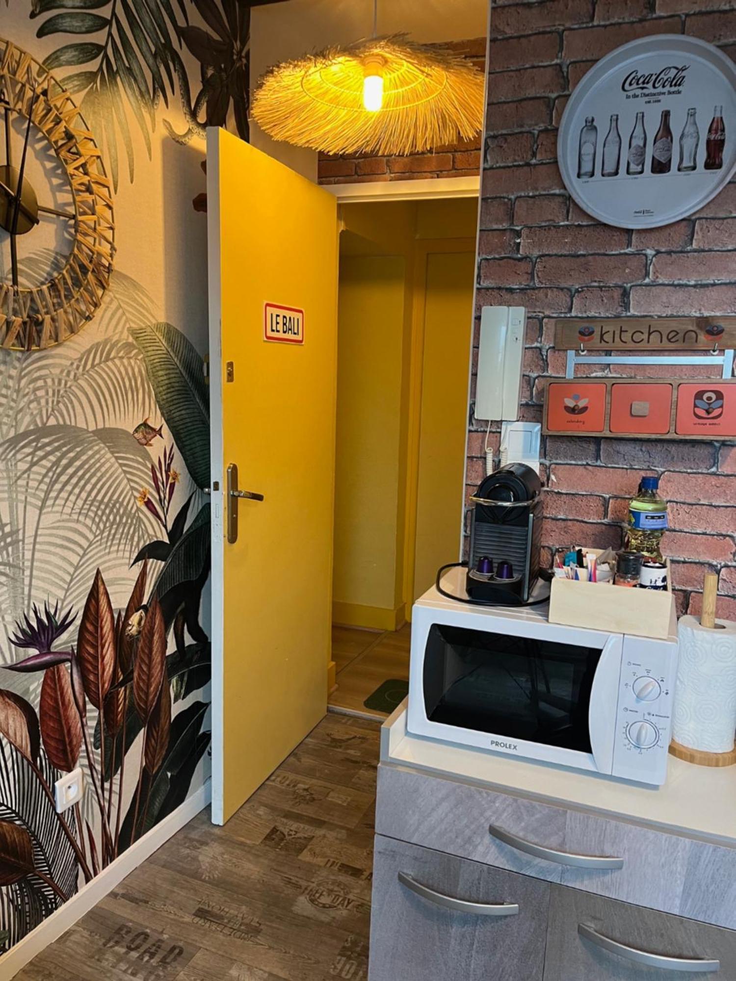 Le Bali Apartment Besancon Bagian luar foto