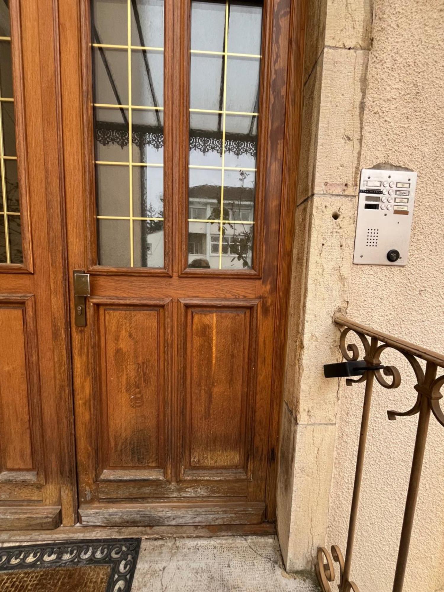 Le Bali Apartment Besancon Bagian luar foto