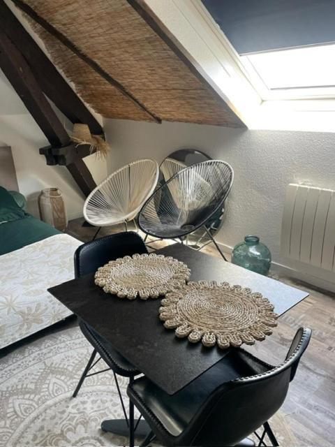 Le Bali Apartment Besancon Bagian luar foto